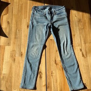 American Eagle Outfitters Light Blue Skinny Jeans
